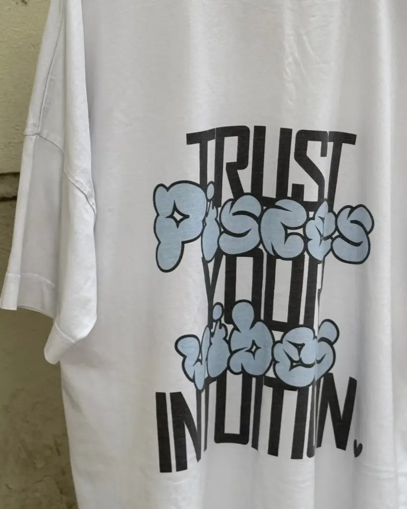 T-shirt Pisces – Seconde main